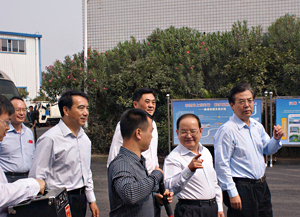 زيارة أمين محافظ و لجنة الحزب الإقليمي السيد لو شين شي لسيتون